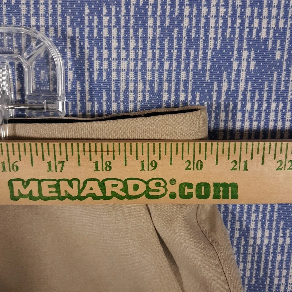 Bonobos Shorts Mens 40 x 9 Beige Flat Front Golf Athletic Chino Slash Pockets
